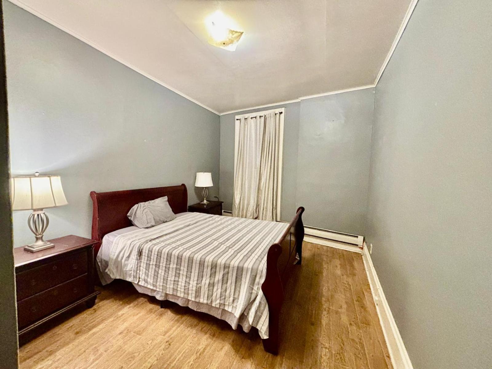 Penn Station Room Motel Casa Нюарк Екстериор снимка
